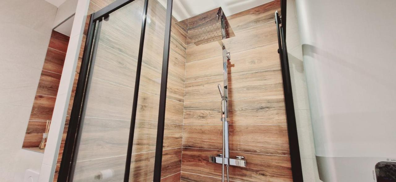 Apartamento Le Claudius Annecy Exterior foto
